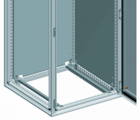 Комплект кронштейнов (уп.4шт) SchE NSYSMPSB Комплект кронштейнов (уп.4шт) SchE NSYSMPSB