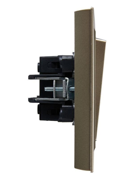 Выключатель 2-кл. СП BRITE ВСР10-2-0-БрШ 10А в сборе шампань IEK BR-V20-0-10-K37-F