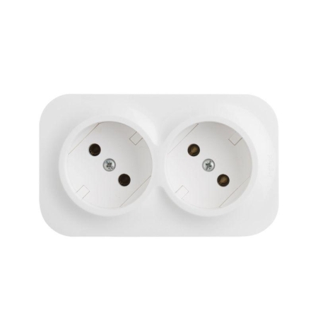 Розетка 2-м ОП Quteo 16А IP20 250В 2х2P без заземл. без защ. шторок бел. IEK 782231 Розетка 2-м ОП Quteo 16А IP20 250В 2х2P без заземл. без защ. шторок бел. IEK 782231
