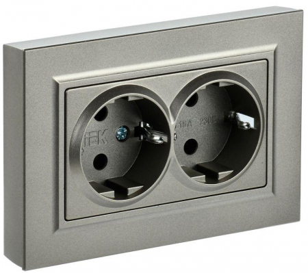 Розетка 2-м СП BRITE РСш12-3-БрШ 16А в сборе с заземл. защ. шторки шампань IEK BR-R24-16-K37-F Розетка 2-м СП BRITE РСш12-3-БрШ 16А в сборе с заземл. защ. шторки шампань IEK BR-R24-16-K37-F