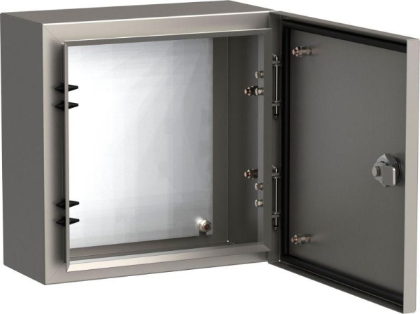 Корпус ЩМП-30.30.15 (AISI 304) TITAN 5 УХЛ1 IP66 метал. IEK TI5-11-N-030-030-015-66